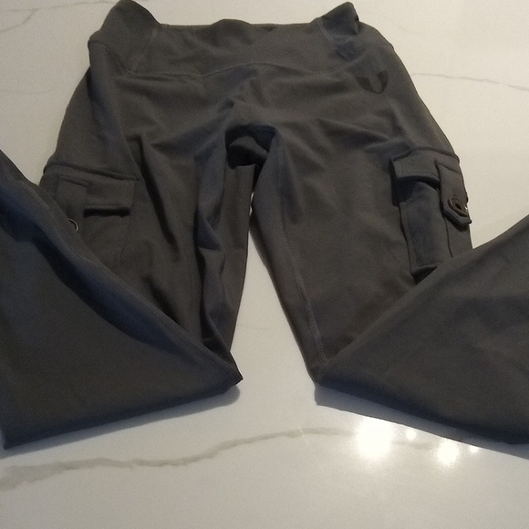 Grey Scrunch High Waist Leggings with Cargo Pockets Sz L - Picture 6 of 11